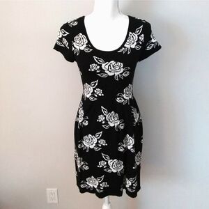 Black & White Floral Rose Dress